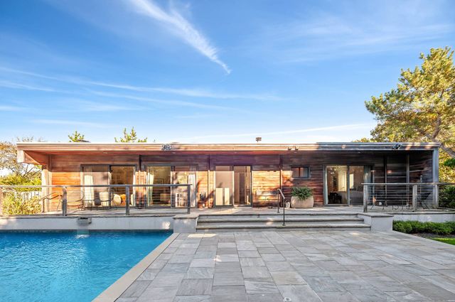 $4,250,000 | 47 Deerfield Lane | Amagansett Dunes