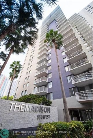 $370,000 | 850 North Miami Avenue, Unit W2206 | Park West