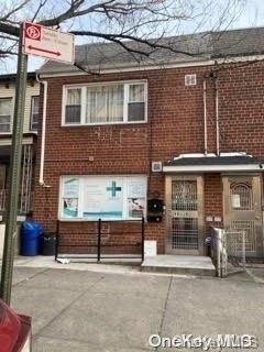 $799,000 | 90-10 101st Avenue | Ozone Park