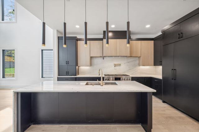 $1,650,000 | 3313 Elkins Avenue | Hortense Place