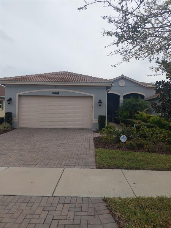 a front view of house with yard