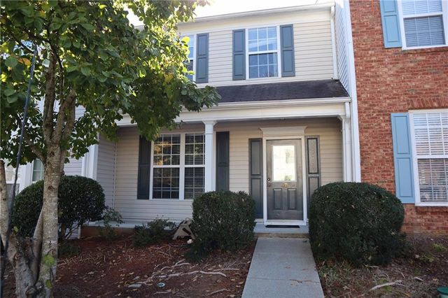 $2,000 | 40 Highoak Drive, Unit 5