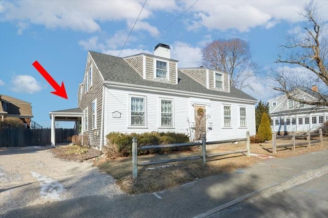 $3,000 | 10 Green Street | Hingham Center