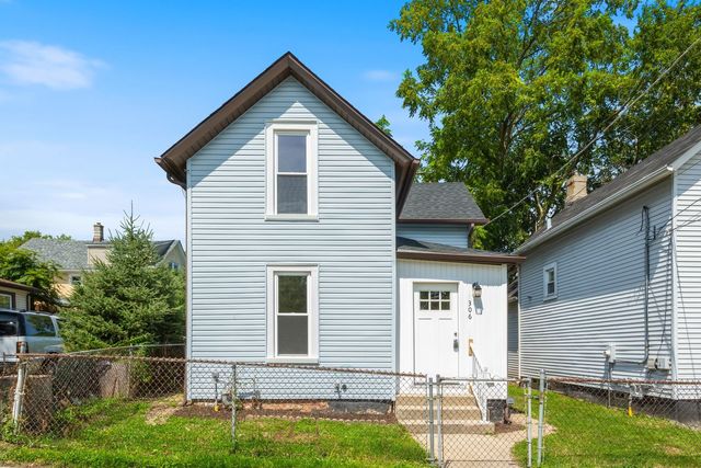 $164,500 | 306 South Avenue | Waukegan