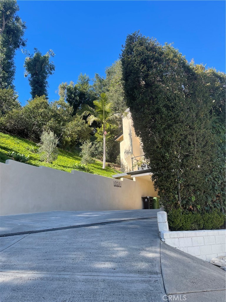 a view of house and outdoor space