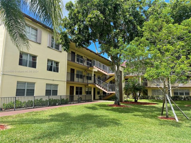 $218,000 | 150 Southwest 134th Way, Unit 304R | Century Village