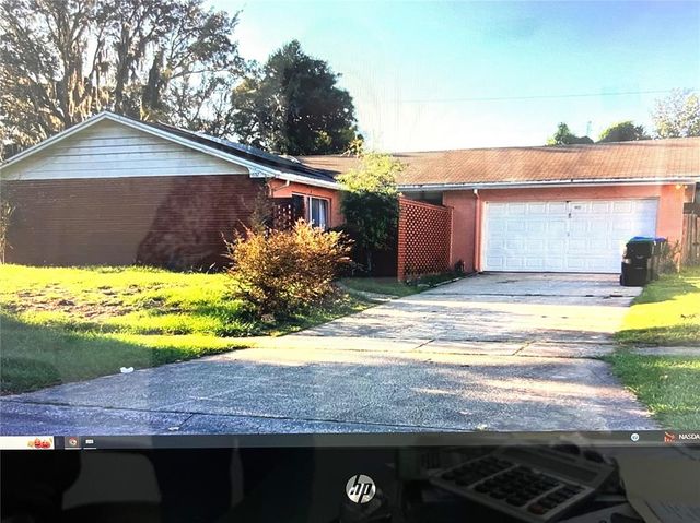 $399,900 | 5532 Valley Oak Road | Pine Hills