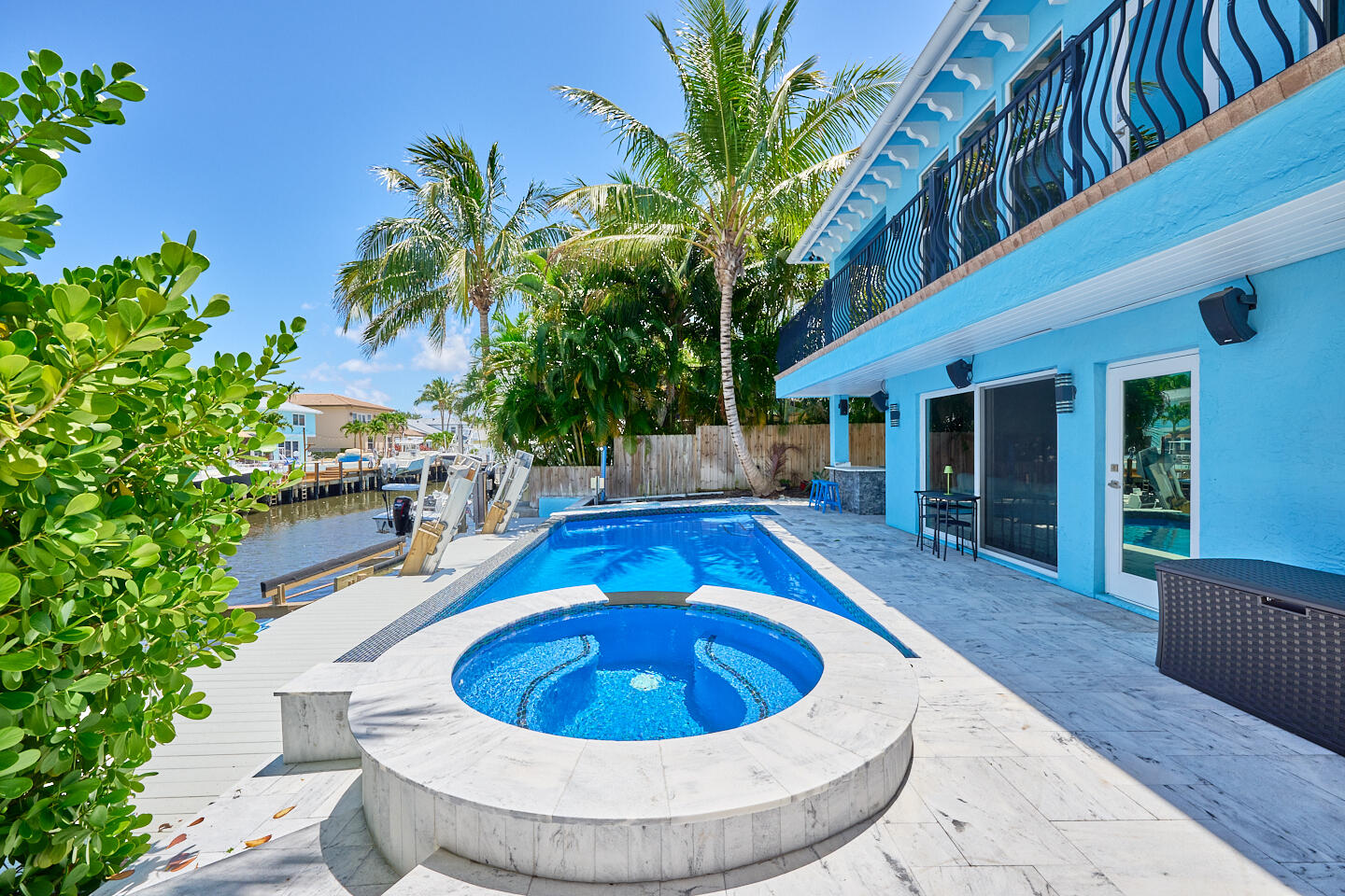 a view of outdoor space yard swimming pool and patio