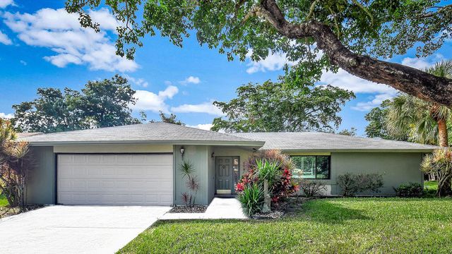 $470,000 | 2394 Northwest 7th Court | Delray Beach