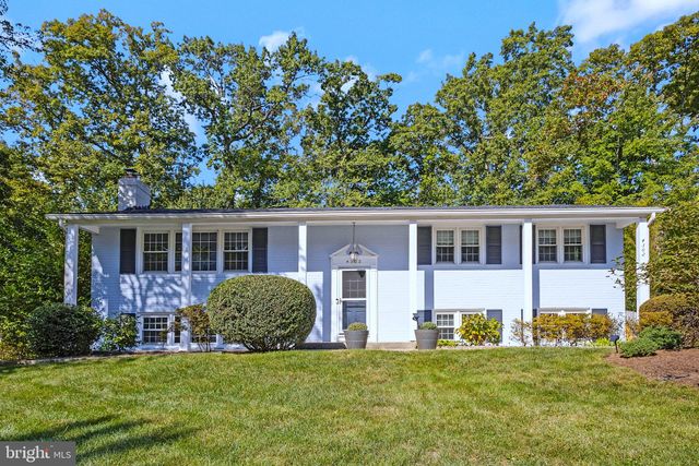 $879,000 | 4302 Argonne Drive | Long Branch