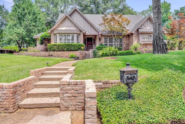 $465,000 | 1200 Regency Lane | Southeast Tyler