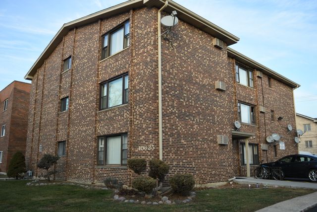 $155,000 | 10625 Parkside Avenue, Unit 7 | Chicago Ridge