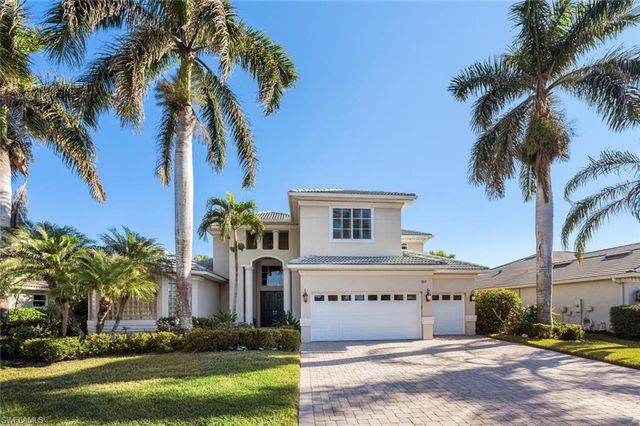 $1,739,000 | 5011 Cerromar Drive | Naples Lakes Country Club