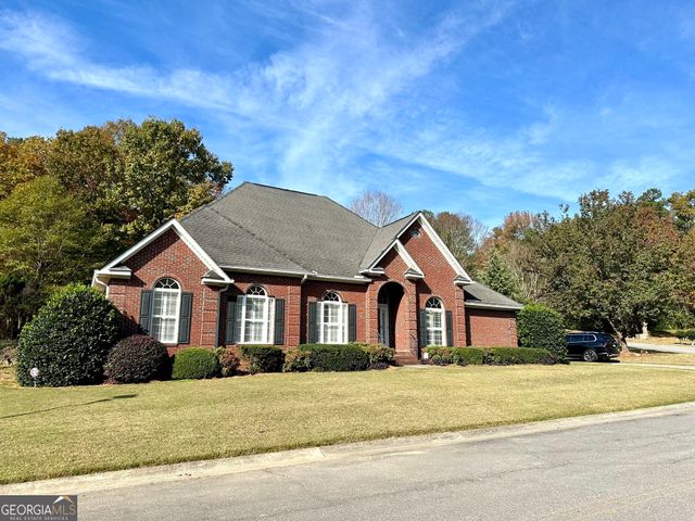 $459,000 | 23 Saddlebrook Drive | Rome