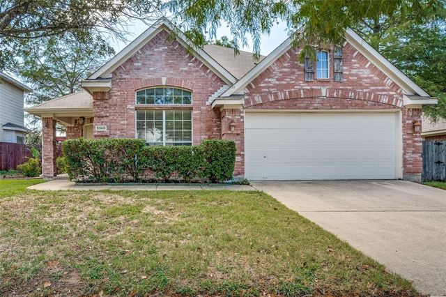 $345,000 | 5560 Lawnsberry Drive | Parkwood Hills