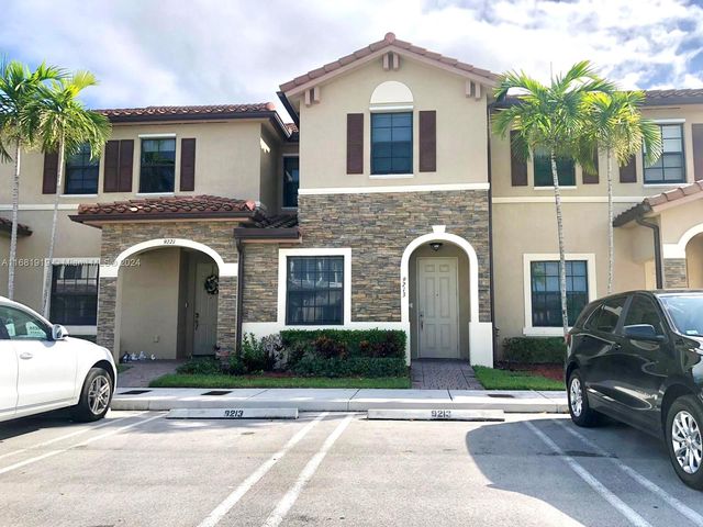 $490,000 | 9213 West 33rd Way | Hialeah