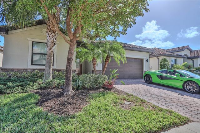 $444,900 | 10941 Cherry Laurel Drive | Fort Myers