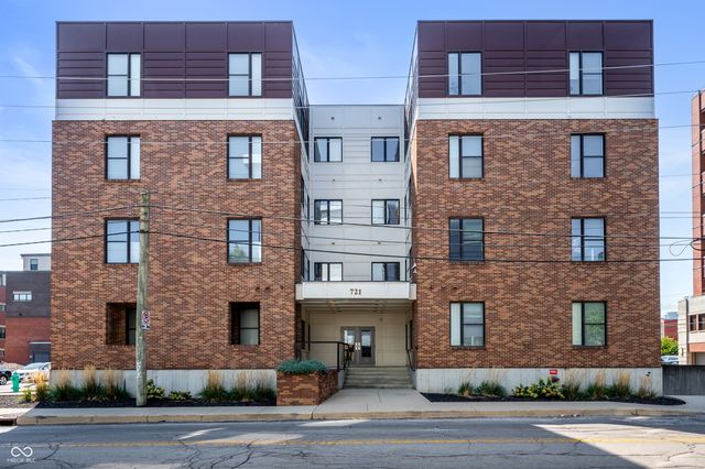 $2,100 | 721 East North Street, Unit 1C | Mass Ave