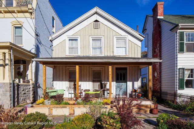 $429,000 | 102 Wurts Street | Rondout Historic District