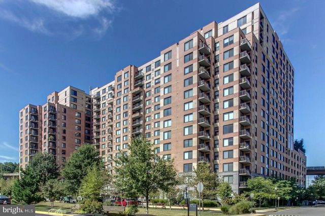 $2,495 | 2451 Midtown Avenue, Unit 917 | Huntington