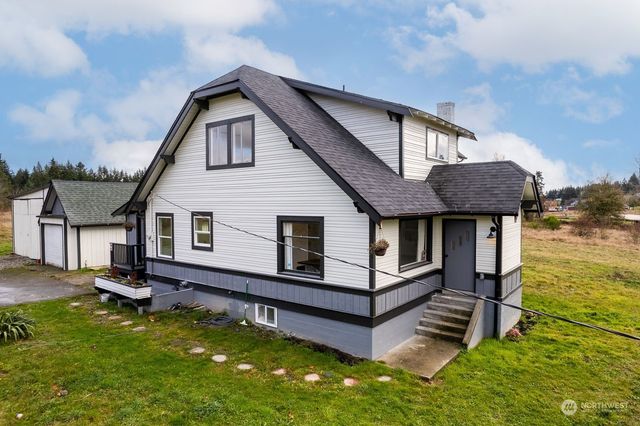 $1,299,995 | 24507 Meridian East | Graham