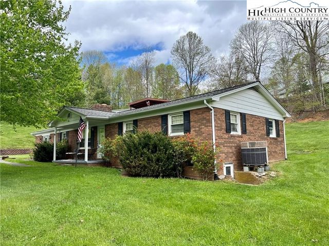 $1,350 | 91 Buckeye Road | Beech Mountain Township - Avery County