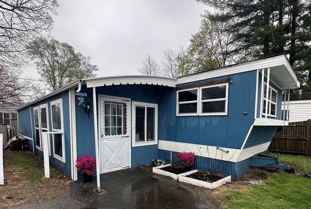 17 Washington Street, Unit 22, Auburn, MA 01501 | Compass