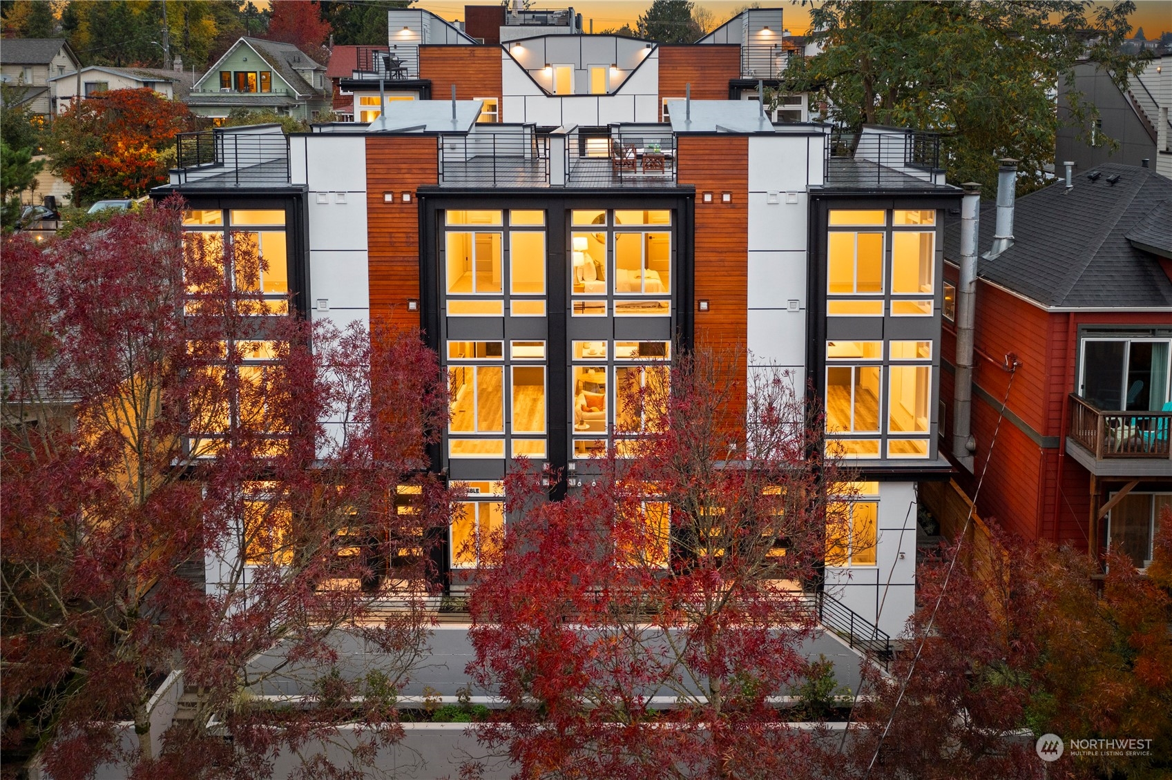 a building view with a lot of trees