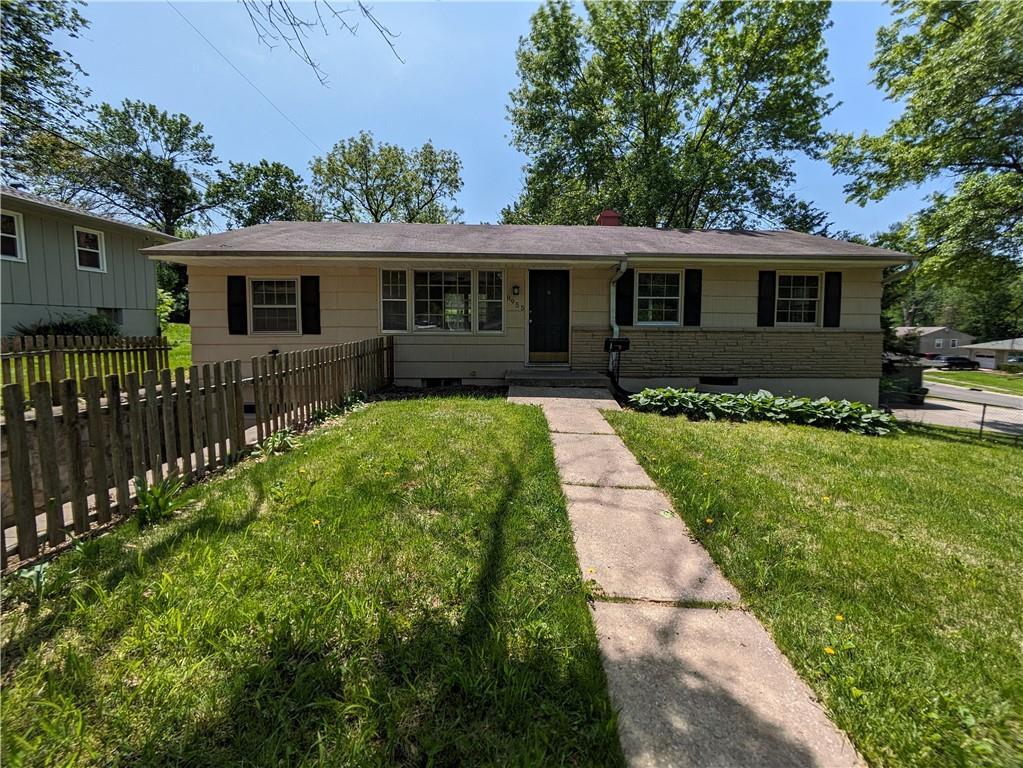 8955 East 54th Street, Raytown, MO 64133 | Compass