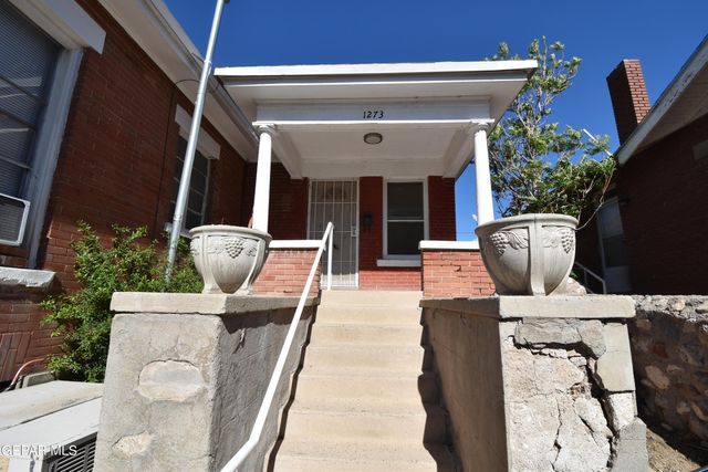 $975 | 1273 Prospect Street | Sunset Heights