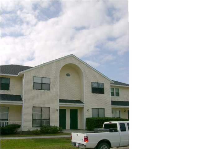 $289,900 | 1425 Dove Run Drive, Unit A | Creek Point