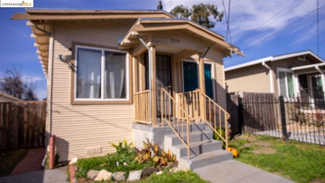 $2,675 | 2031 81st Avenue | Arroyo Viejo