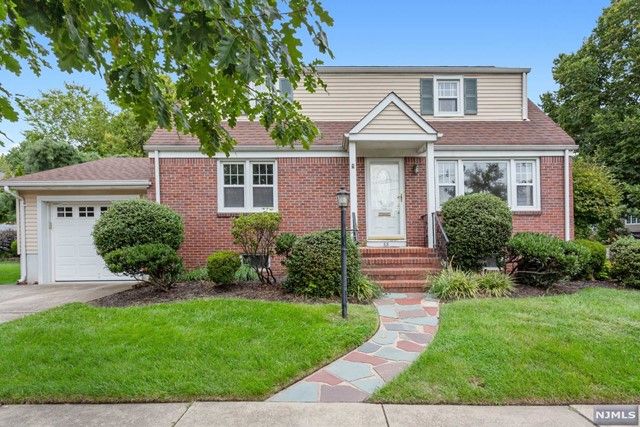 $575,000 | 68 Central Avenue | Ridgefield Park