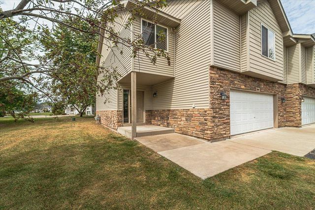 $329,900 | 16081 Flagstaff Avenue West | Lakeville