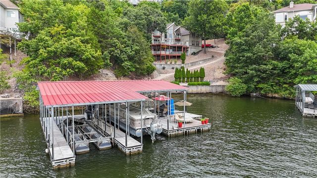 $2,295,000 | 196 Sylvan Hills Road | Osage Township - Camden County