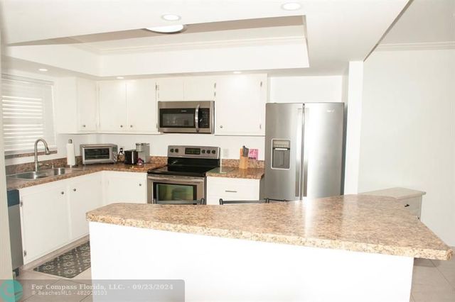 $225,800 | 700 Southeast 6th Avenue, Unit 209 | Deerfield Beach