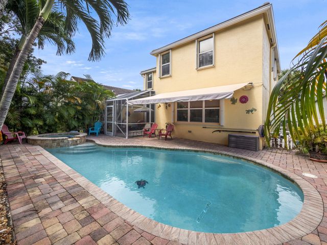 $619,900 | 114 Lancaster Way | Royal Palm Beach