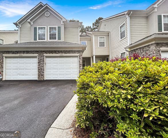 $349,900 | 405 Peachtree Club Drive | Peachtree City