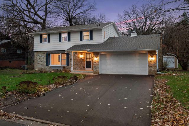 $499,999 | 2108 West 108th Street | West Bloomington