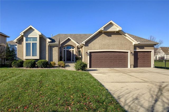 $530,000 | 11260 South Whitehall Street | Olathe