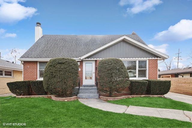 $635,000 | 1001 Oakton Street | Park Ridge