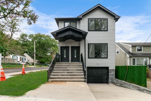 $1,299,000 | 244 Gansevoort Boulevard | Manor Heights