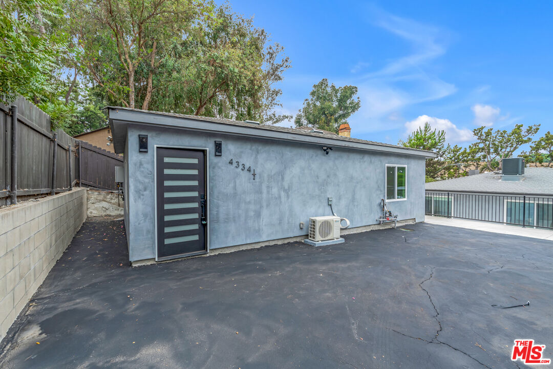 a view of a house with a garage