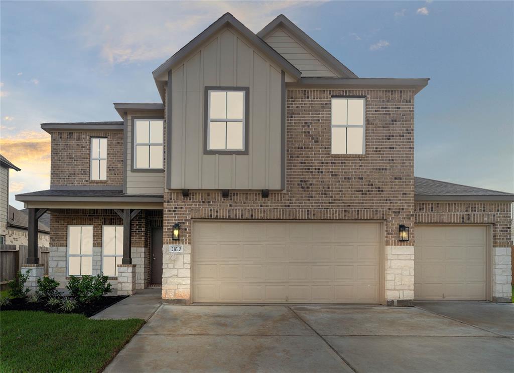 Welcome home to 21010 Cypress Creek View Court located in Cypresswood Point and zoned to Aldine ISD.