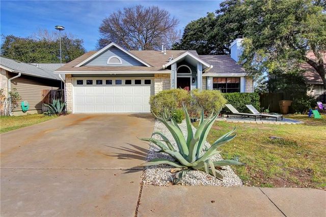 $2,400 | 806 Silcantu Drive | Texas Oaks Seven