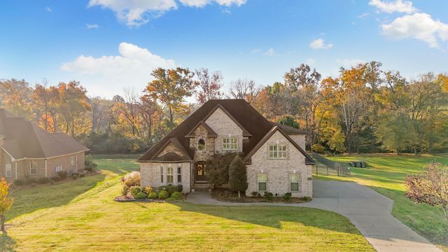 $885,000 | 2025 Martins Bend Drive | La Vergne