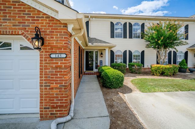 $259,000 | 1701 Pin Oak Drive, Unit 145 | Dalton