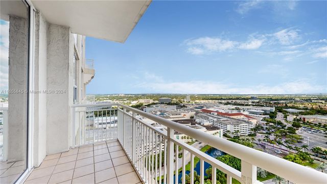 $3,750 | 19501 West Country Club Drive, Unit PH10 | Turnberry on the Green Condominiums