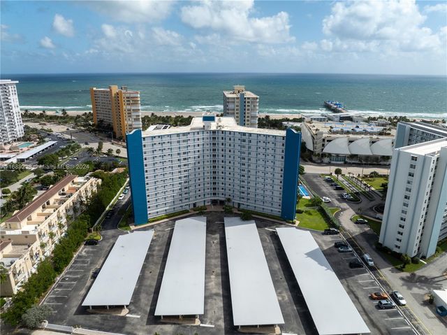 $489,900 | 301 North Ocean Boulevard, Unit 1006 | Beach