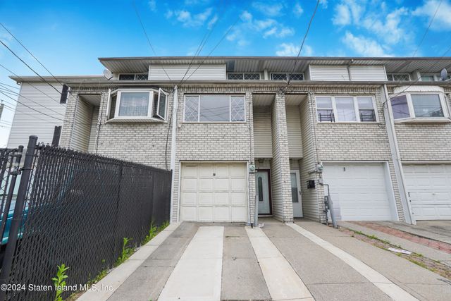 $459,999 | 9 Grandview Avenue | Mariners Harbor